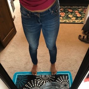 Super skinny jeans